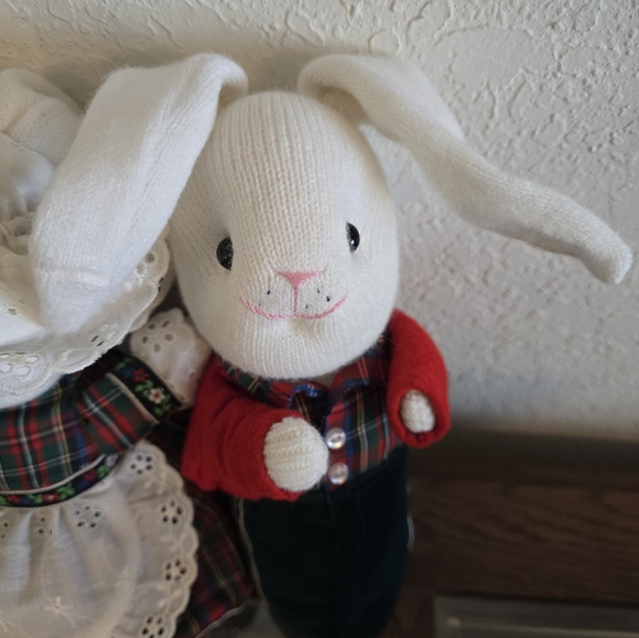 Vintage 6 piece sock bunnies holiday decor set. Mint Condition. - Picture 9 of 14